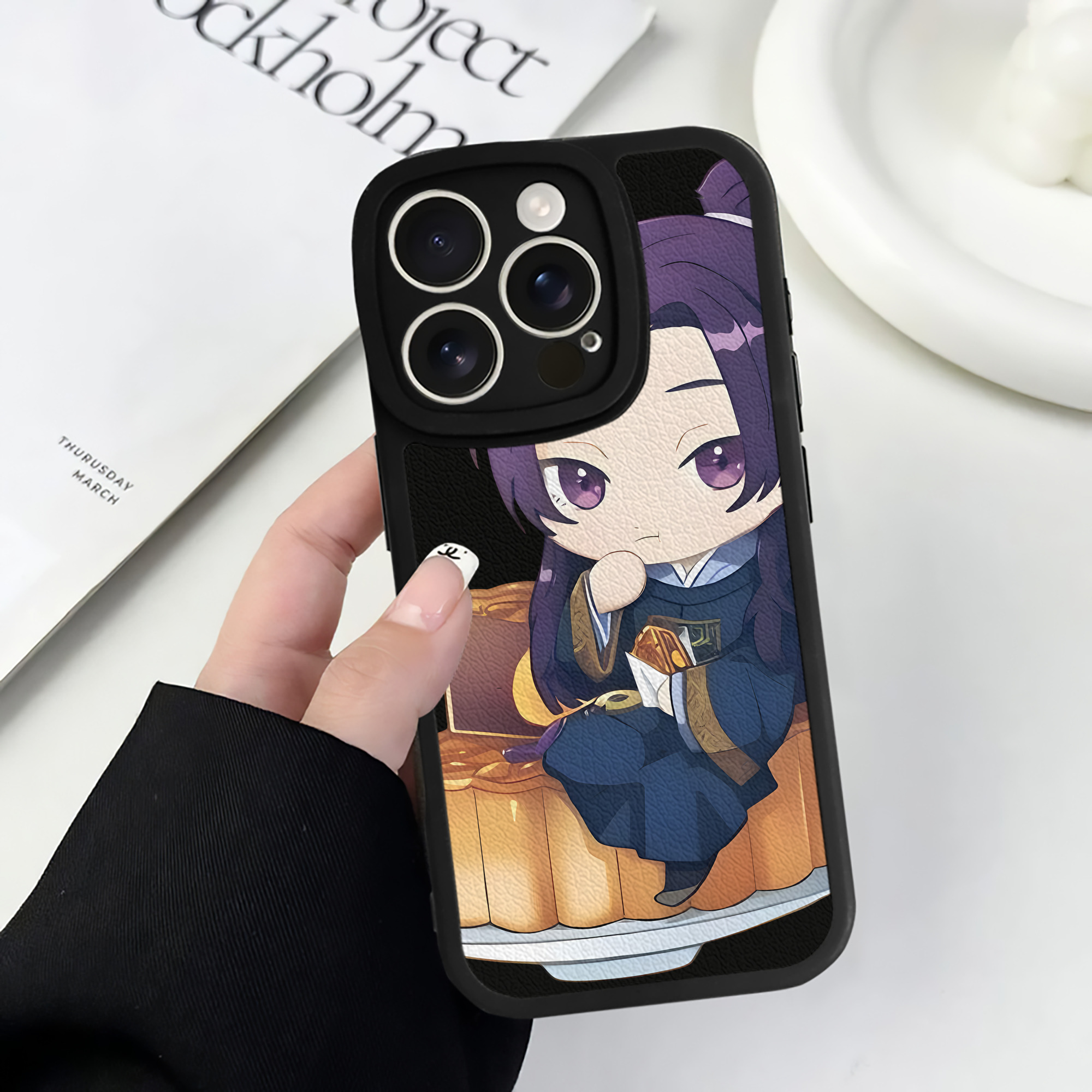 （画像用） 薬屋のひとりごと The Apothecary Diaries 【iPhone 16シリーズ対応】シリコンスマホケース（レザー調） 材質：シリコン